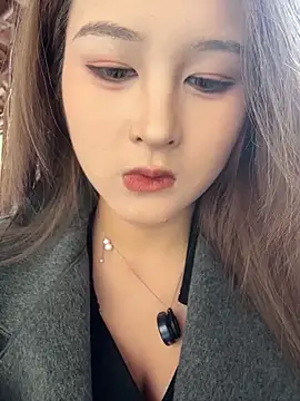 yuki june online show from February 3, 2026, 8:30 am