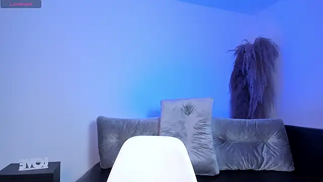 Snapshot of Megancoxx chatting on November 5, 2025, 10:51 am Megancoxx online show from November 5, 2025, 10:51 am