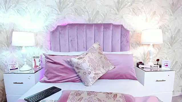 Snapshot of SamyySwet chatting on November 24, 2025, 1:00 pm SamyySwet online show from November 24, 2025, 1:00 pm