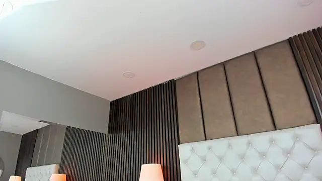 Snapshot of SamyySwet chatting on November 5, 2025, 8:01 pm SamyySwet online show from November 5, 2025, 8:01 pm