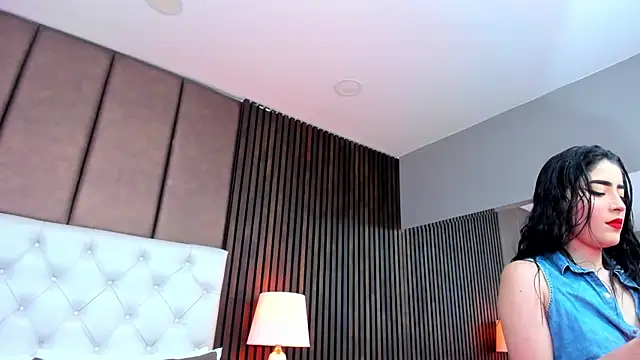 Snapshot of SamyySwet chatting on November 11, 2025, 8:14 pm SamyySwet online show from November 11, 2025, 8:14 pm