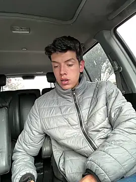 mattebret11 online show from October 21, 2025, 5:23 pm