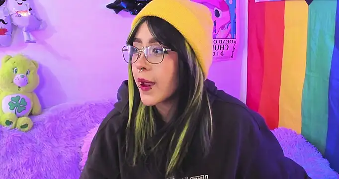 NekoWaifu online show from October 30, 2025, 12:58 pm