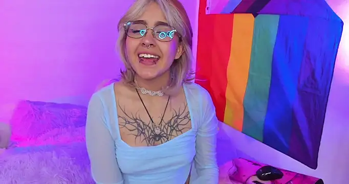 NekoWaifu online show from September 26, 2025, 12:23 pm