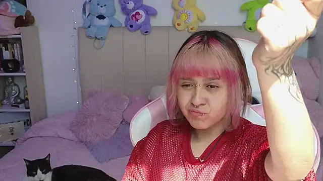 NekoWaifu online show from April 22, 2026, 2:13 pm