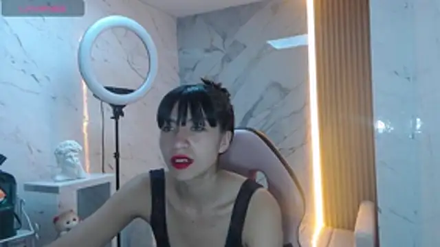 Snapshot of Isabella_Blondetf chatting on November 7, 2025, 1:04 pm Isabella Blondetf online show from November 7, 2025, 1:04 pm