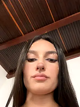 Snapshot of MiaKane99 chatting on November 1, 2025, 4:08 am MiaKane99 online show from November 1, 2025, 4:08 am