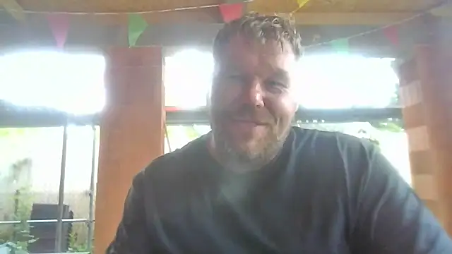 fetter Daddy Berlin online show from September 18, 2025, 10:51 am