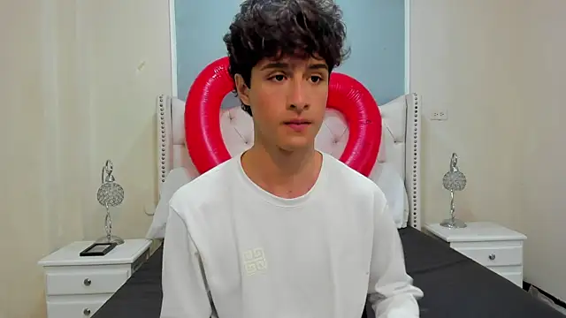 Snapshot of Xam_Collen chatting on November 26, 2025, 6:19 pm Xam Collen online show from November 26, 2025, 6:19 pm