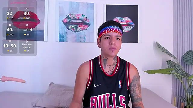 Snapshot of Girls_inlove chatting on October 23, 2025, 11:42 am Girls inlove online show from October 23, 2025, 11:42 am