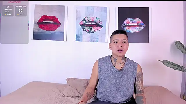 Snapshot of Girls_inlove chatting on November 13, 2025, 11:36 am Girls inlove online show from November 13, 2025, 11:36 am