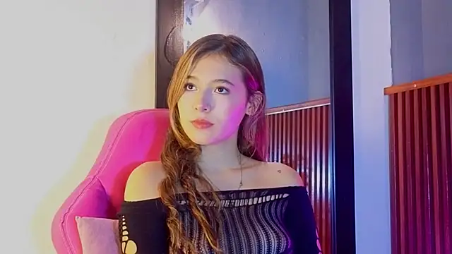 VictoriaSpark online show from December 3, 2025, 12:04 pm