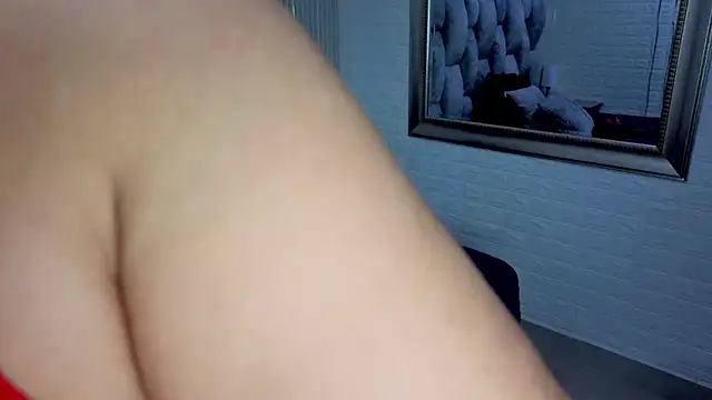 Snapshot of sofiagutierrez__ chatting on December 1, 2025, 2:01 am sofiagutierrez online show from December 1, 2025, 2:01 am