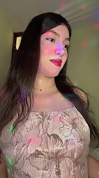 Snapshot of Emily-hottson chatting on February 20, 2026, 6:26 am Emily-hottson online show from February 20, 2026, 6:26 am