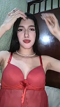 Snapshot of Emily-hottson chatting on December 22, 2025, 3:28 am Emily-hottson online show from December 22, 2025, 3:28 am