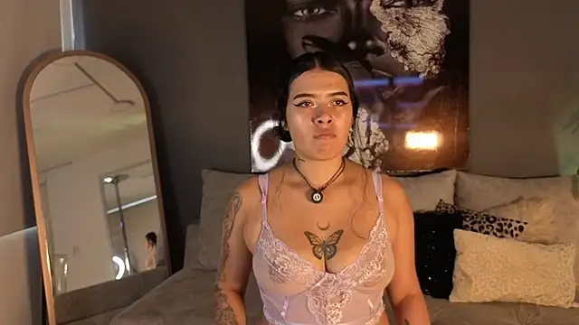 miacardonasecret online show from September 23, 2025, 9:00 pm
