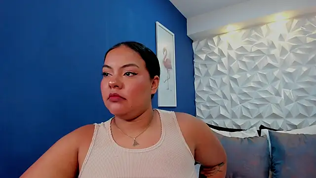 freya cole  online show from December 5, 2025, 1:10 pm