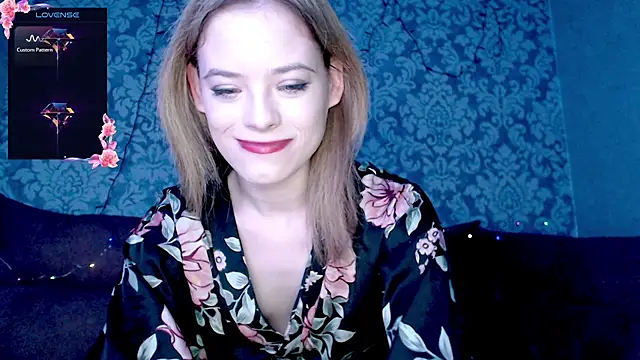 Snapshot of Kate__Loves chatting on January 8, 2026, 6:58 pm Kate Loves online show from January 8, 2026, 6:58 pm