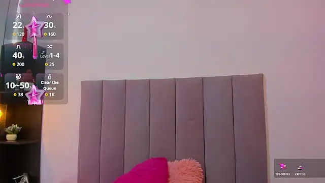 Snapshot of HoollyHendrix chatting on October 21, 2025, 7:57 pm HoollyHendrix online show from October 21, 2025, 7:57 pm