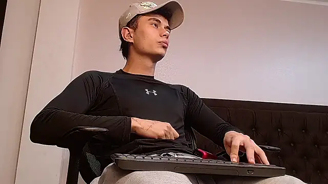 jaico santos online show from October 3, 2025, 10:44 pm