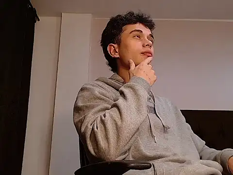 jaico santos online show from September 24, 2025, 11:21 pm