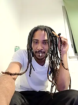 Mikaaa97 online show from October 28, 2025, 12:00 am