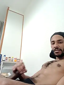 Snapshot of Mikaaa97 chatting on December 20, 2025, 8:50 am Mikaaa97 online show from December 20, 2025, 8:50 am