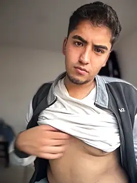 tomy hot20 online show from November 11, 2025, 9:20 pm