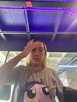 Snapshot of Isa_klein chatting on January 10, 2026, 8:15 pm Isa klein online show from January 10, 2026, 8:15 pm