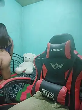 Snapshot of Alyxa_Star chatting on November 23, 2025, 5:34 pm Alyxa Star online show from November 23, 2025, 5:34 pm