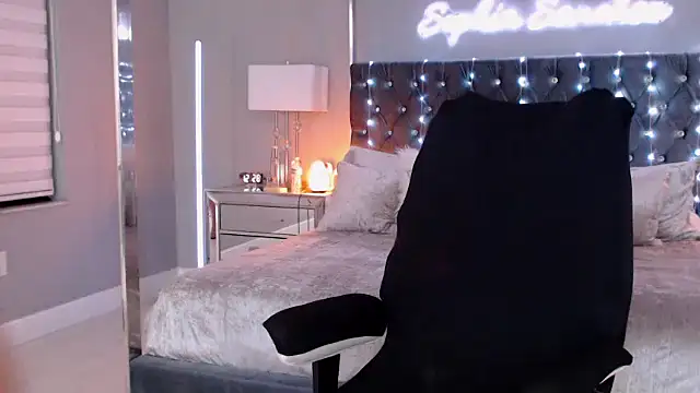 theofficialsophiasanchez online show from February 27, 2026, 5:29 am