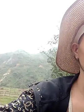 donna-bae online show from March 25, 2026, 10:03 am