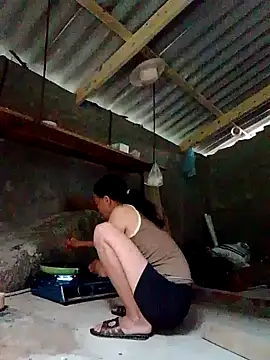 Snapshot of donna-bae chatting on October 8, 2025, 11:16 pm donna-bae online show from October 8, 2025, 11:16 pm