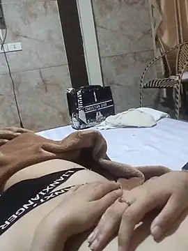 MaiHoang2k online show from September 22, 2025, 2:50 am