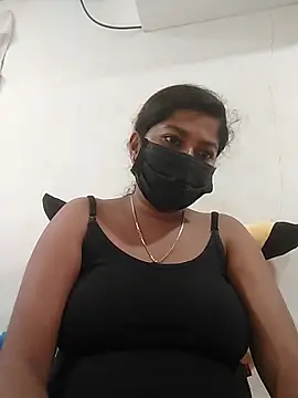 TAMIL AMMUKUTTYY online show from October 31, 2025, 7:54 pm