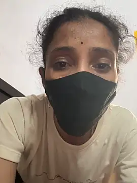 Snapshot of sweetreddy-02 chatting on October 27, 2025, 6:58 am sweetreddy-02 online show from October 27, 2025, 6:58 am