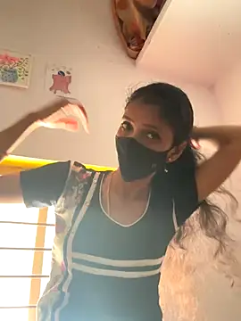 Snapshot of sweetreddy-02 chatting on September 20, 2025, 7:02 am sweetreddy-02 online show from September 20, 2025, 7:02 am