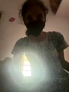 Snapshot of sweetreddy-02 chatting on September 19, 2025, 9:35 am sweetreddy-02 online show from September 19, 2025, 9:35 am