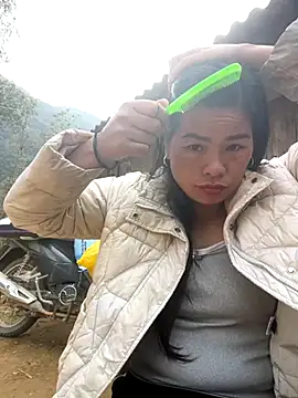 Qinjid002 online show from December 3, 2025, 2:34 am