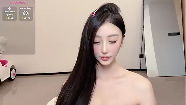 Snapshot of Melody-11 chatting on November 27, 2025, 1:11 pm Melody-11 online show from November 27, 2025, 1:11 pm