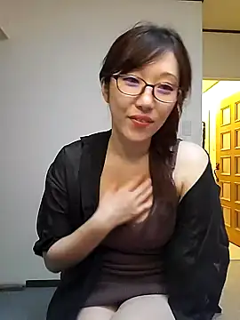 M Kaede online show from October 21, 2025, 12:11 am