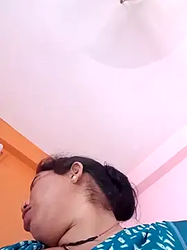 Snapshot of Hott_locky chatting on October 8, 2025, 9:22 am Hott locky online show from October 8, 2025, 9:22 am