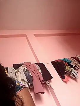 Snapshot of Hott_locky chatting on October 3, 2025, 9:33 am Hott locky online show from October 3, 2025, 9:33 am