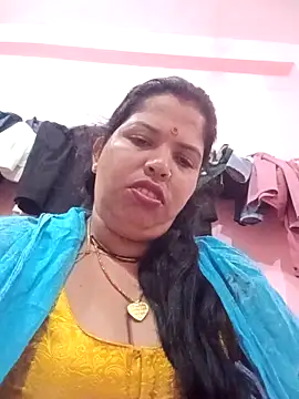 Snapshot of Hott_locky chatting on November 8, 2025, 10:35 pm Hott locky online show from November 8, 2025, 10:35 pm