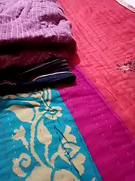 Snapshot of Hott_locky chatting on September 30, 2025, 4:02 pm Hott locky online show from September 30, 2025, 4:02 pm