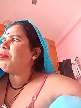 Snapshot of Hott_locky chatting on October 16, 2025, 9:06 am Hott locky online show from October 16, 2025, 9:06 am