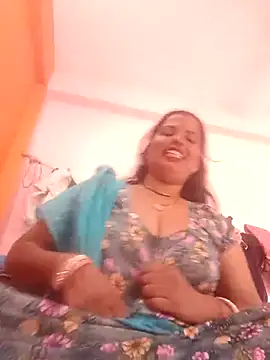 Snapshot of Hott_locky chatting on November 14, 2025, 9:24 am Hott locky online show from November 14, 2025, 9:24 am