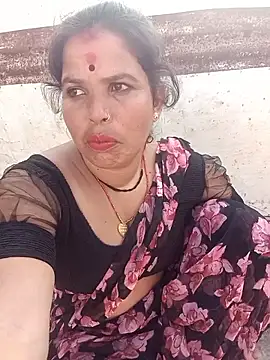 Snapshot of Hott_locky chatting on October 4, 2025, 11:23 am Hott locky online show from October 4, 2025, 11:23 am