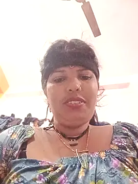 Snapshot of Hott_locky chatting on October 28, 2025, 12:00 am Hott locky online show from October 28, 2025, 12:00 am