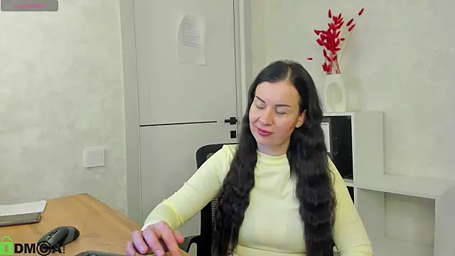 Snapshot of Stella_Leon chatting on October 7, 2025, 2:23 am Stella Leon online show from October 7, 2025, 2:23 am